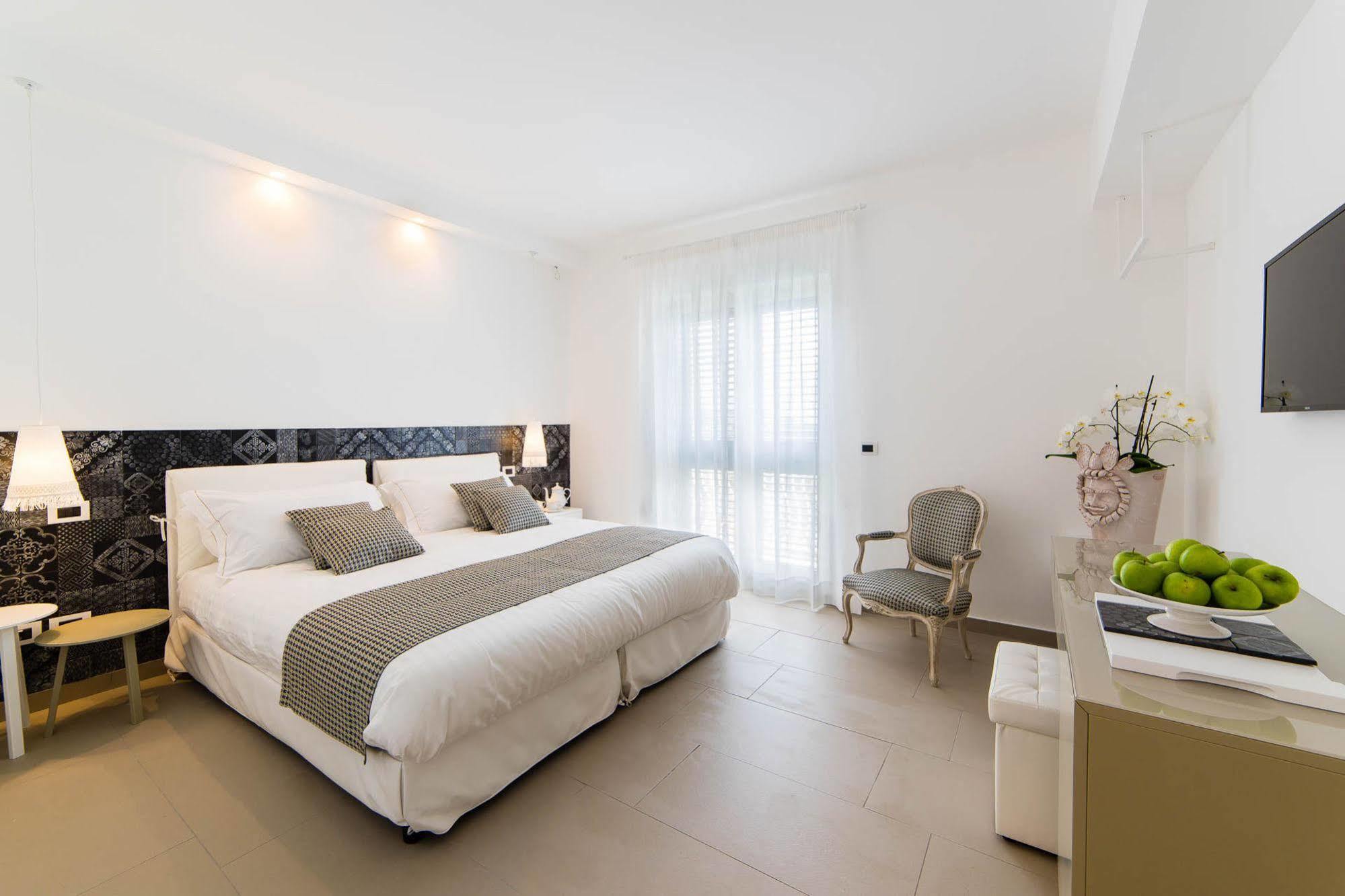 Sciccosa Guest House Taormina Eksteriør bilde